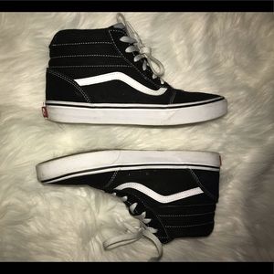 Vans Ward black and white high tops (EUC)